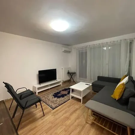 Zeenat Apartment With Balcony And Free Parking Budapest Exterior foto